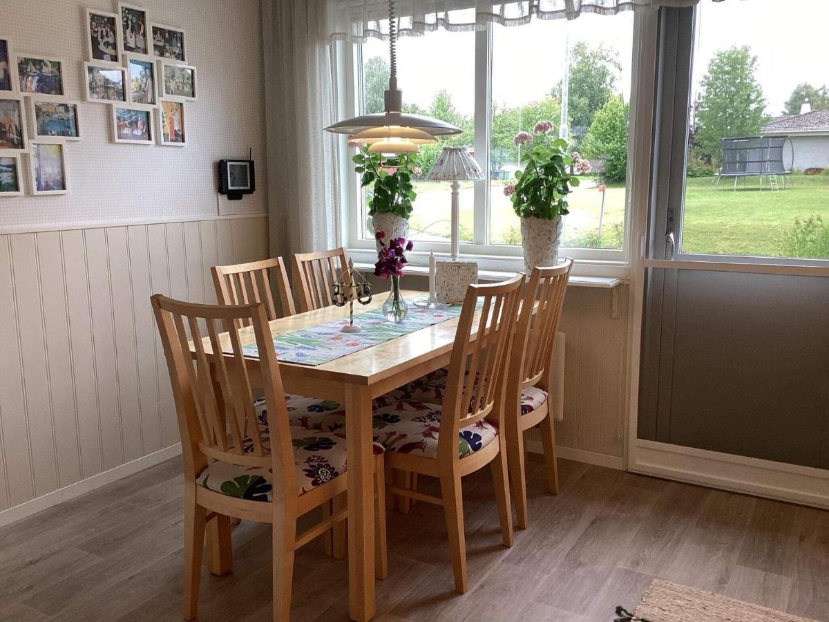 Holiday home Sandsjoefors *